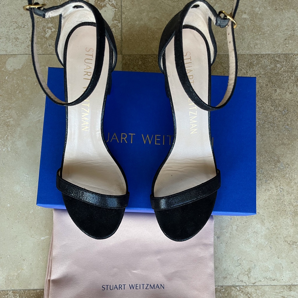 Stuart Weitzman Nearlynude Size 9
